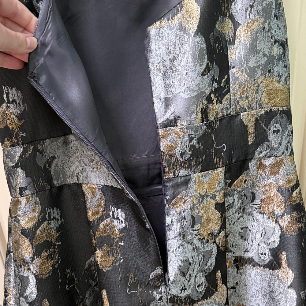 Eliza J Jewel-Neck Metallic Dress - Picture 7 of 8